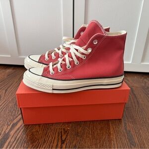 Converse Chuck 70 Canvas High-Top Shoe Rhubarb Pie Women 7.5